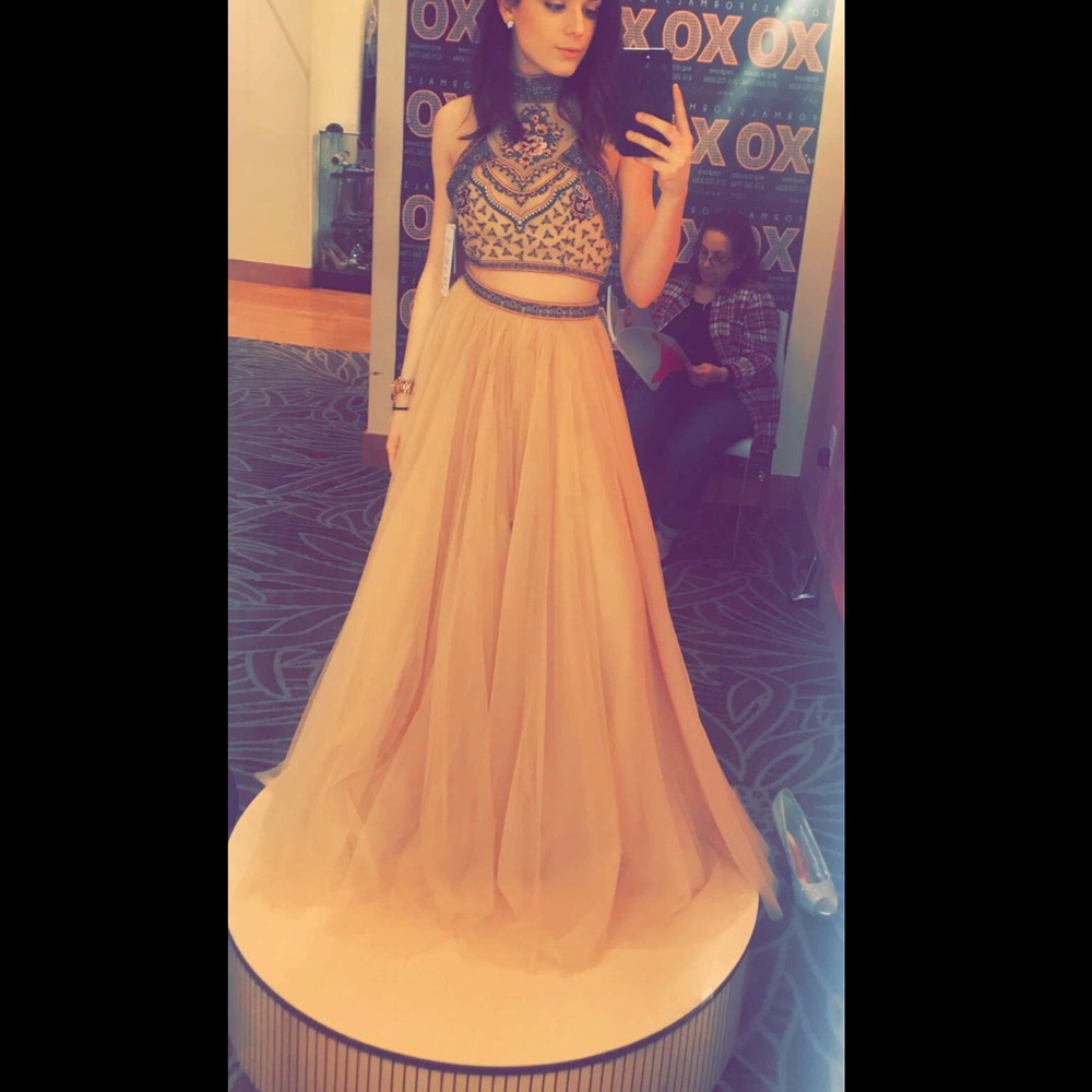 🎉🎉Sherri Hill prom dress💃🏻💃🏻